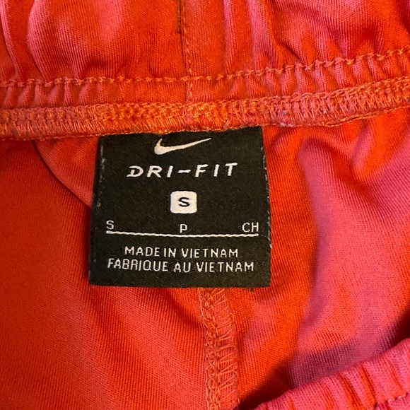 Nike Orange Athletic Men's Shorts - Picture 3 of 5